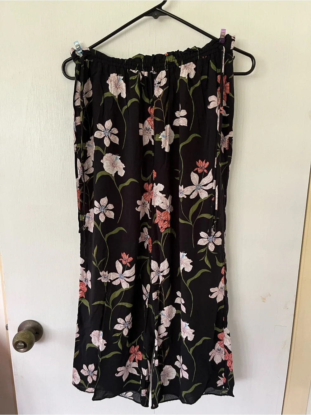 Shade & Shore Black Floral Wide-Leg Jumpsuit